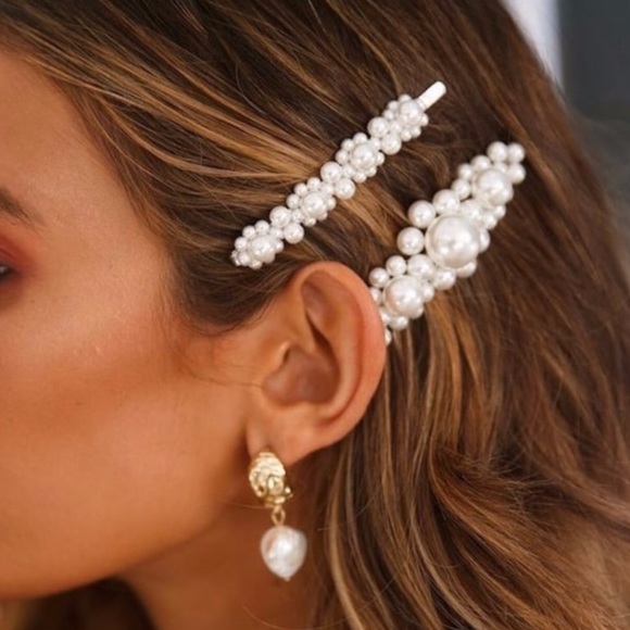 Pearl Hair Clips - Picture 1 of 4